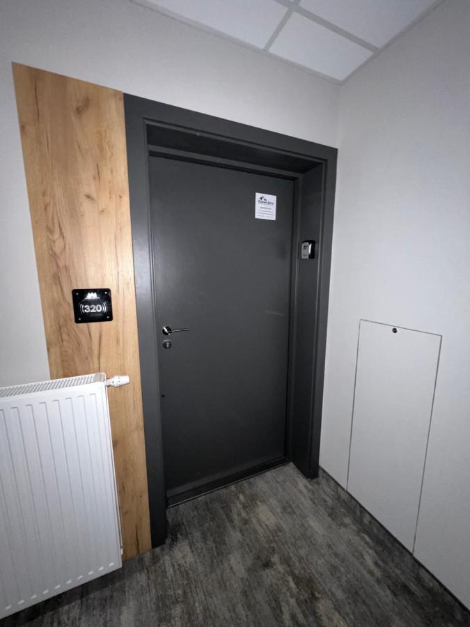 Aparthotel Apartamenty Czarna Gora 320 Сєнна Екстер'єр фото