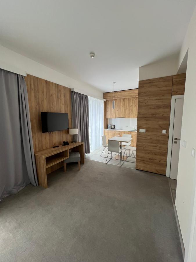 Aparthotel Apartamenty Czarna Gora 320 Сєнна Екстер'єр фото