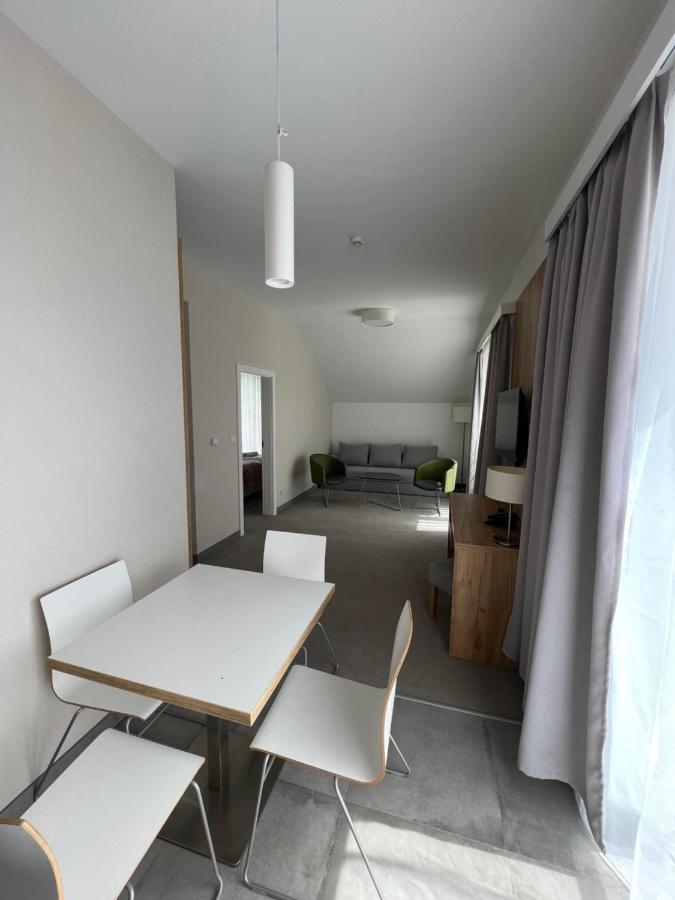 Aparthotel Apartamenty Czarna Gora 320 Сєнна Екстер'єр фото